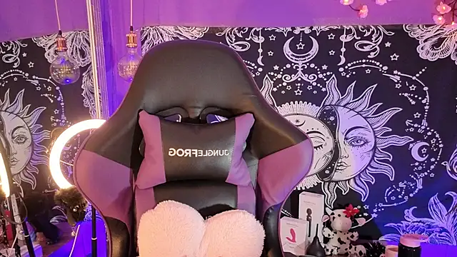 Gaia Gatex online show from April 21, 11:50 am