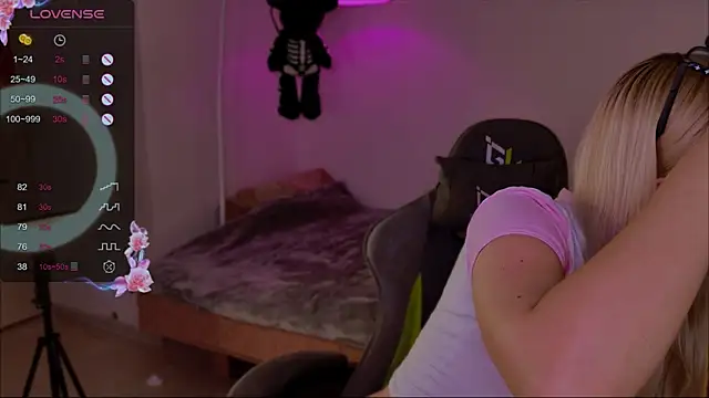 LeksaCandy online show from November 14, 3:06 am