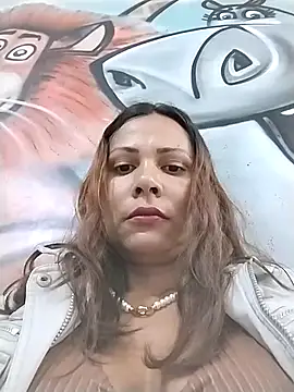 dyjaA online show from October 28, 6:24 pm