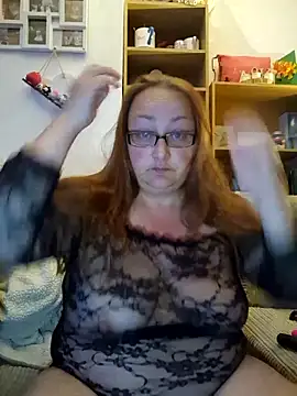 Luscious-LucyXX online show from May 6, 8:13 pm