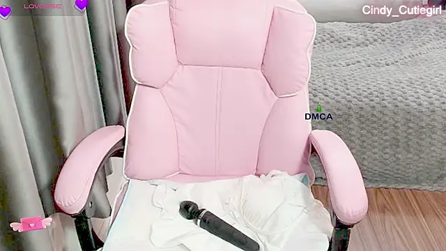 Cindy Cutiegirl online show from April 5, 10:20 pm