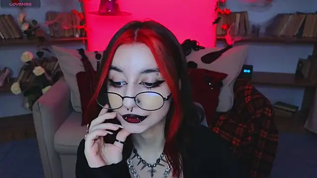 Mistress  Marcelline online show from October 26, 11:05 am