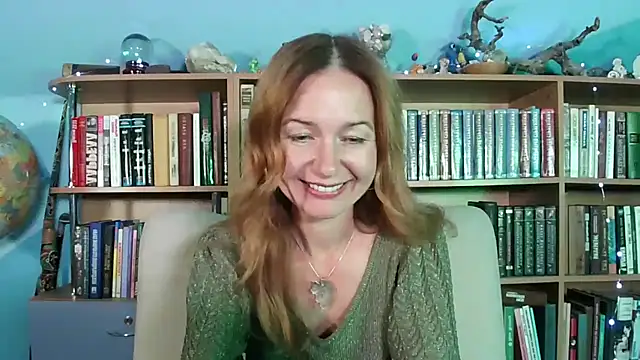 Snapshot of Foxilady357 chatting on October 11, 2:42 pm Foxilady357 online show from October 11, 2:42 pm