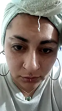 YiingandYang online show from February 12, 6:31 pm