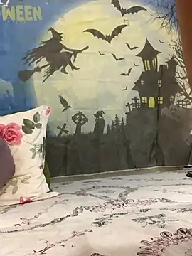 Snapshot of TayllorSweet_ chatting on October 14, 11:29 pm TayllorSweet online show from October 14, 11:29 pm