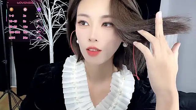 xiaoyue8888 online show from October 28, 3:01 am