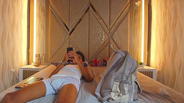 Hotcouple 222 online show from March 14, 7:42 am