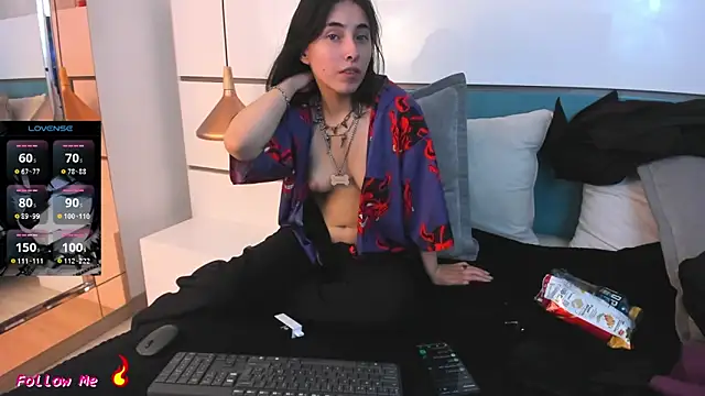 Ashkoreh online show from January 31, 8:18 pm