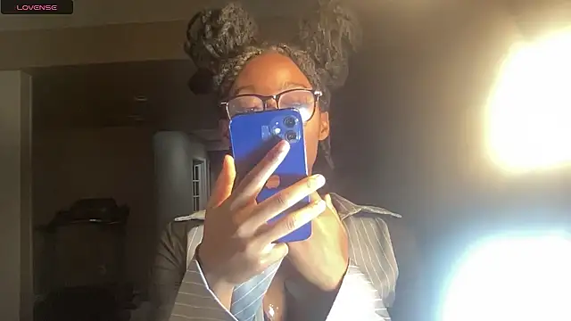 maskedgirl5005 online show from September 28, 12:28 am