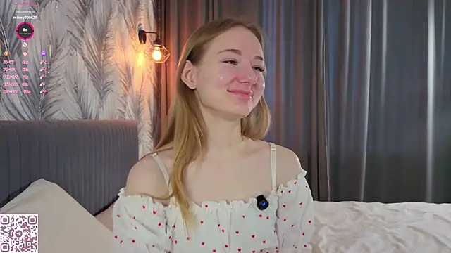 ElvinaRose online show from March 30, 2:33 am