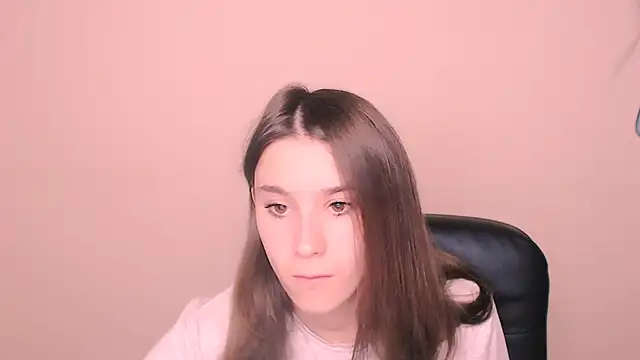 Snapshot of RosaRay_ chatting on October 21, 6:39 am RosaRay online show from October 21, 6:39 am