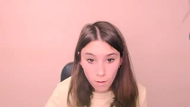 Snapshot of RosaRay_ chatting on October 17, 7:33 am RosaRay online show from October 17, 7:33 am