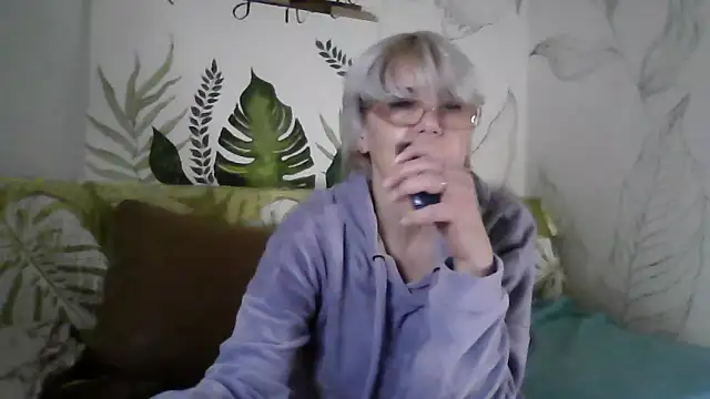 Catty Lady online show from February 10, 10:02 pm