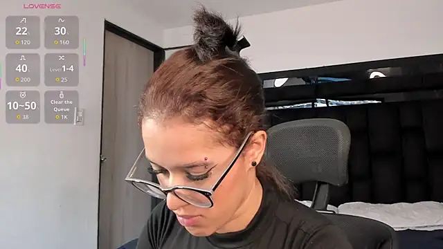 ZoeWestt online show from October 14, 1:14 pm