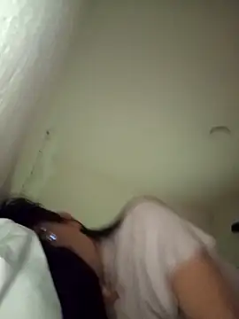 lareinalareinadelanal online show from December 16, 2:56 pm