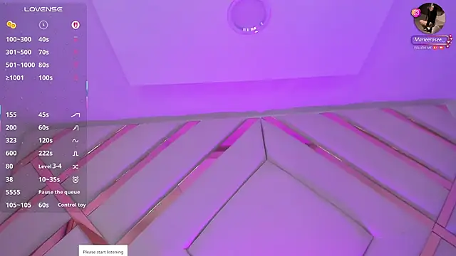 Snapshot of Mariee_rosee chatting on October 8, 11:31 pm Mariee rosee online show from October 8, 11:31 pm