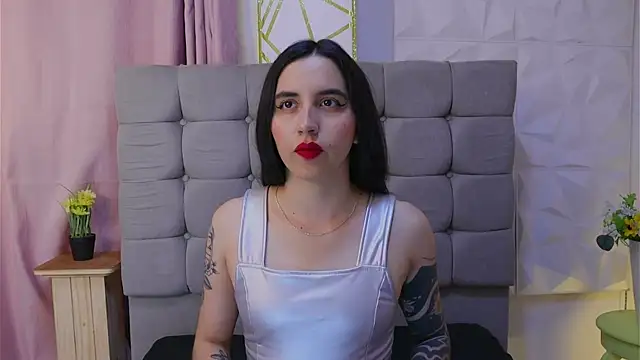 Snapshot of kaylee_lee chatting on September 15, 4:21 am kaylee lee online show from September 15, 4:21 am