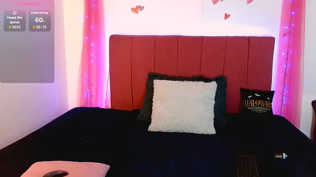 Snapshot of hannia_baileys chatting on October 3, 4:39 am hannia baileys online show from October 3, 4:39 am