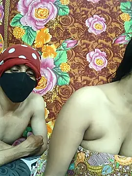 Seducing couple online show from October 27, 5:08 pm