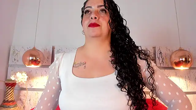 Snapshot of Alissaa_milf chatting on October 8, 2:38 am Alissaa milf online show from October 8, 2:38 am