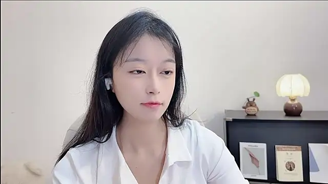 Onechestnut online show from October 17, 6:27 am