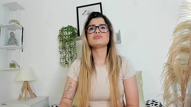 Samanta Monroe online show from October 10, 5:51 pm