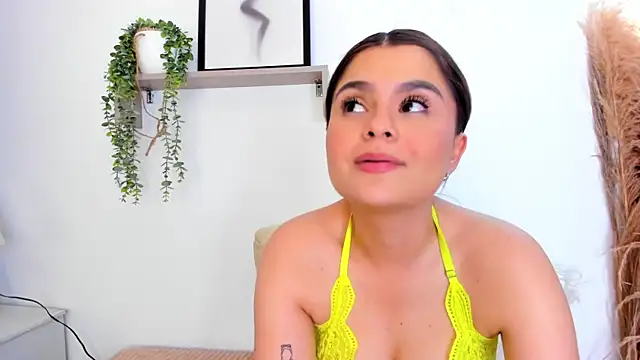 Samanta Monroe online show from November 19, 9:15 pm