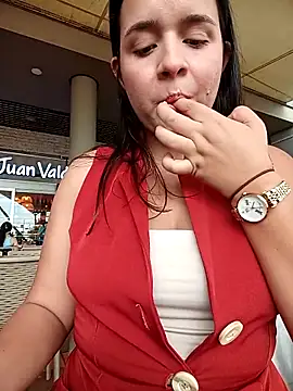 Snapshot of Lambedora_69 chatting on October 13, 7:38 pm Lambedora 69 online show from October 13, 7:38 pm