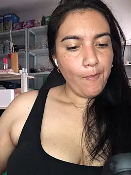 sweetdulcexxx online show from December 20, 3:49 pm