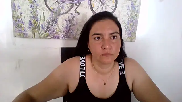 sweetdulcexxx online show from November 11, 8:28 pm