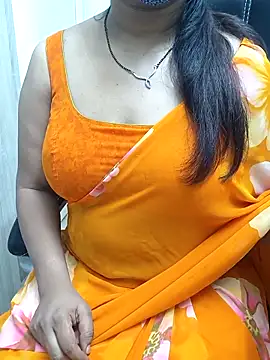 Snapshot of Anushka134 chatting on September 10, 5:35 pm Anushka134 online show from September 10, 5:35 pm