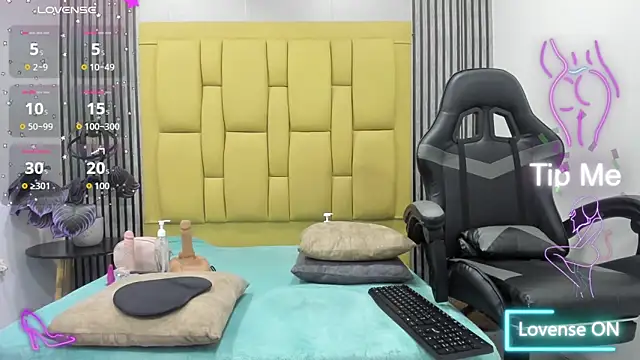 bryonycutee online show from September 30, 12:55 pm