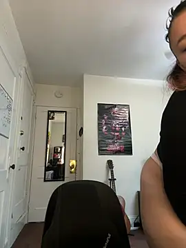 babykalirose online show from March 4, 8:48 pm