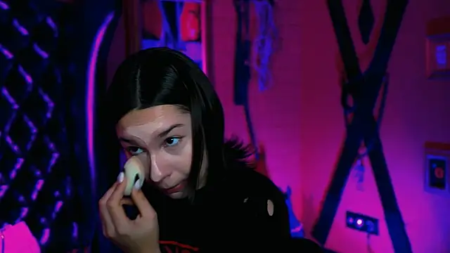 Snapshot of KimClarks_ chatting on October 14, 1:25 pm KimClarks  online show from October 14, 1:25 pm