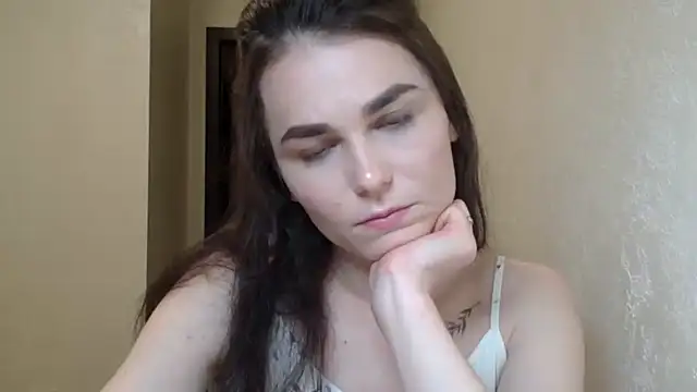 Silviaa a online show from February 8, 10:12 pm