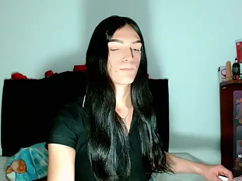 x isabella x online show from November 25, 5:42 am