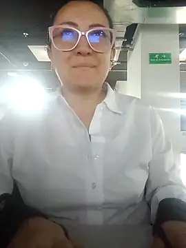 Snapshot of Romina693 chatting on September 30, 6:41 am Romina693 online show from September 30, 6:41 am