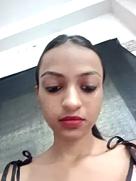 Your-Kitkat online show from September 16, 8:44 am