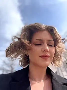 KellyKeler online show from March 19, 11:03 am