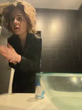 KellyKeler online show from November 19, 12:38 pm