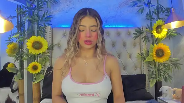 LittleeJaz online show from October 14, 4:37 am