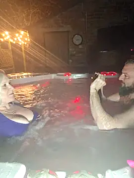 Bouncy-Bella28X online show from March 27, 8:20 pm