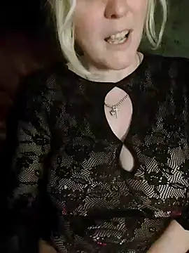 Bouncy-Bella28X online show from September 9, 9:47 pm