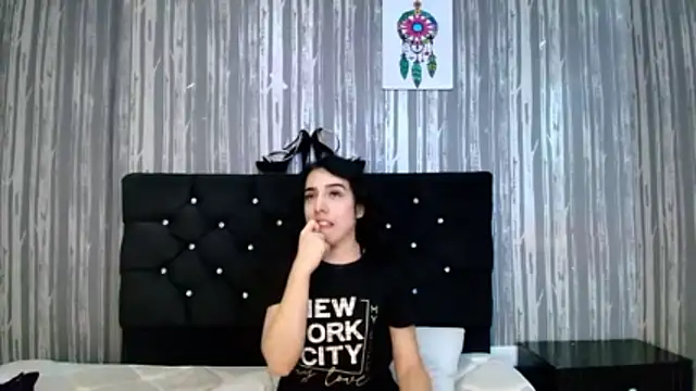 Alicee Moonn online show from December 20, 12:25 am