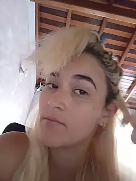 Mariam Arango online show from June 8, 9:03 pm