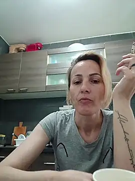 Aly-john1985 online show from October 23, 6:30 am