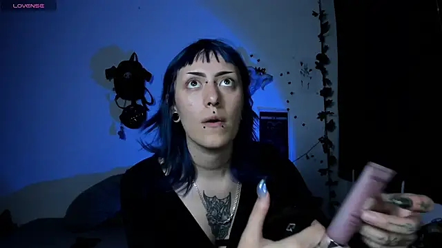 kattusauruss online show from November 8, 12:26 am