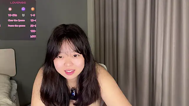 Kittenfishing online show from September 26, 2:58 pm