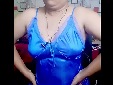 Snapshot of LushVamp chatting on September 17, 11:52 am LushVamp online show from September 17, 11:52 am