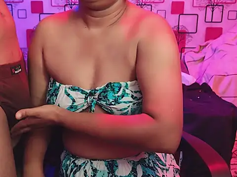 Snapshot of LushVamp chatting on October 1, 3:50 pm LushVamp online show from October 1, 3:50 pm